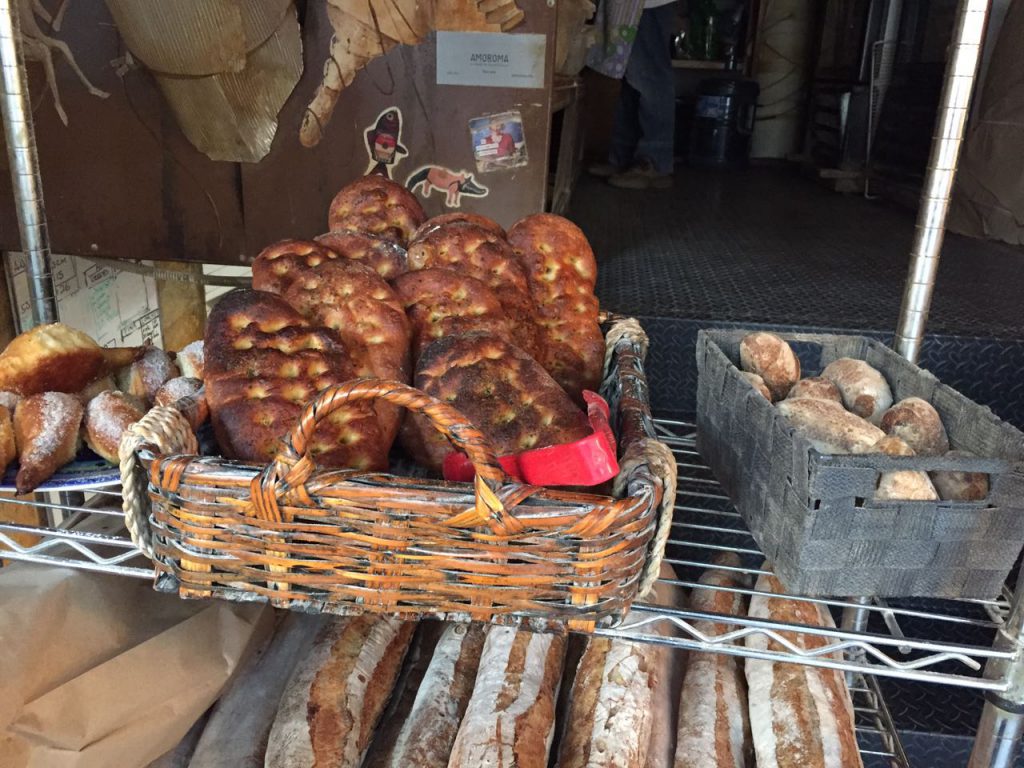 
	     Panadería pancracia. Un corazón de pan en la colonia Roma
