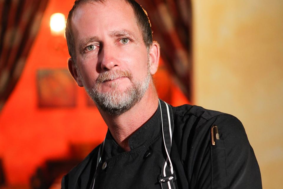 
					Chef Alistair Porteous y sus proyectos culinarios