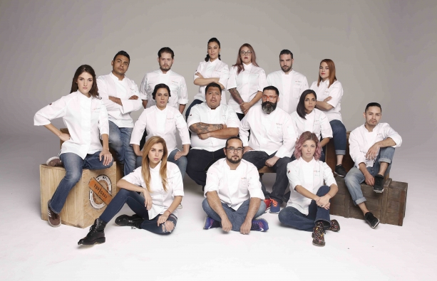 
					Aquí están los 15 concursantes de Top Chef México