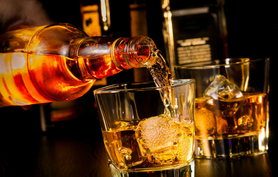 
					Diferencia entre Whiskey, Whisky y Bourbon