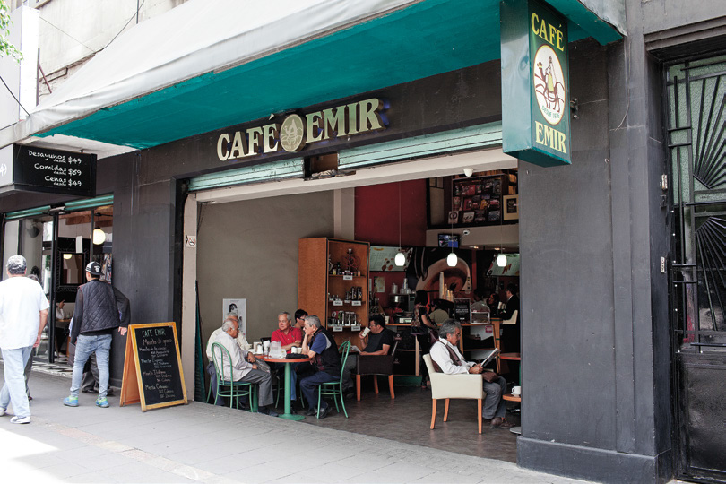 cafeterias-tradicionales-gourmet-cafe-emir