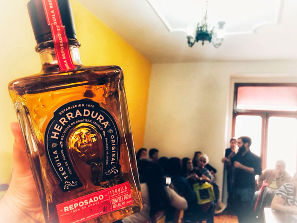 Degustando Historia y Tequila Herradura se visten de gala