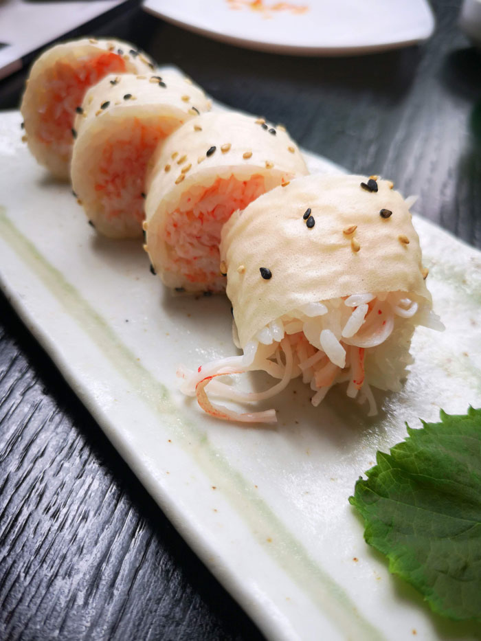 Butter crab roll Pubbelly Sushi Masaryk, cocina japonesa con fusión latina