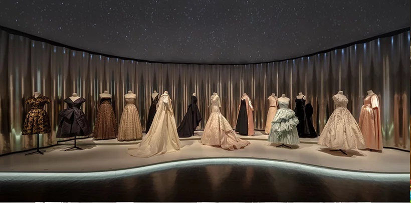 La exposición de Dior creada por OMA que debes visitar 4