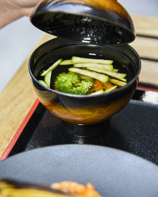 Menú de Primavera en Yoshimi sopa