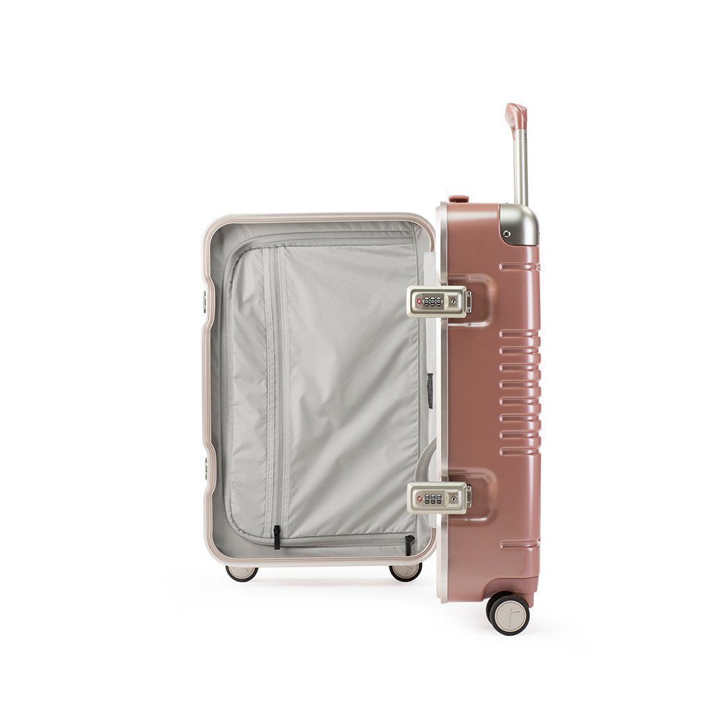 arlo-skye-luggage-the-polycarbonate-carry-on