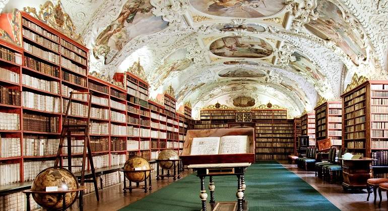 Las 12 bibliotecas más hermosas del mundo 0