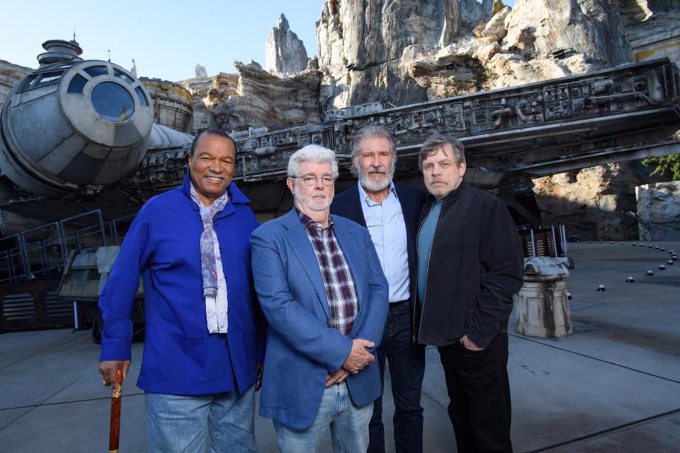 Así es el impactante parque de Star Wars en Disneyland 2