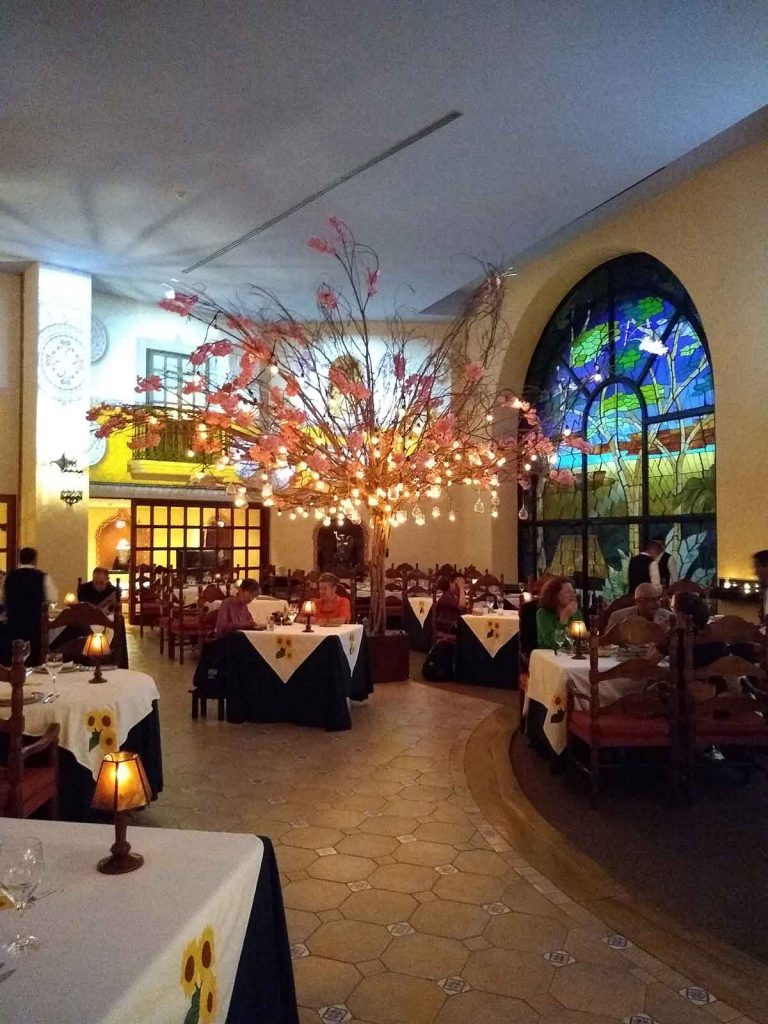 El restaurante interactivo en Cancún que transforma las experiencias culinarias 1