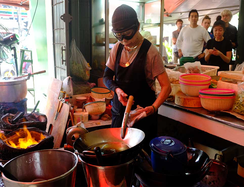 
	     Comer en Bangkok, del fine dining al street food