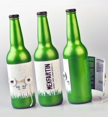 MEKFARTIN Beers: El diseñador eslovaco Martin Fek creó esta etiqueta desplegable estilo sobre con la histora de la cerveza al reverso.