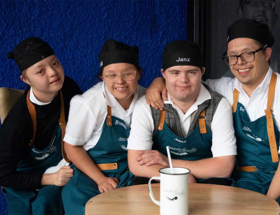 
	     Estas cafeterías dan empleo a jóvenes con Síndrome de Down