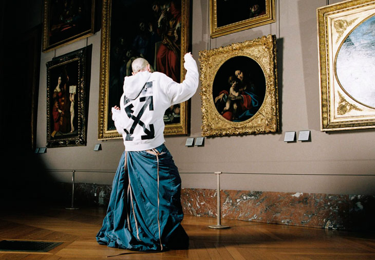 
					Virgil Abloh crea colección de moda para el Museo del Louvre