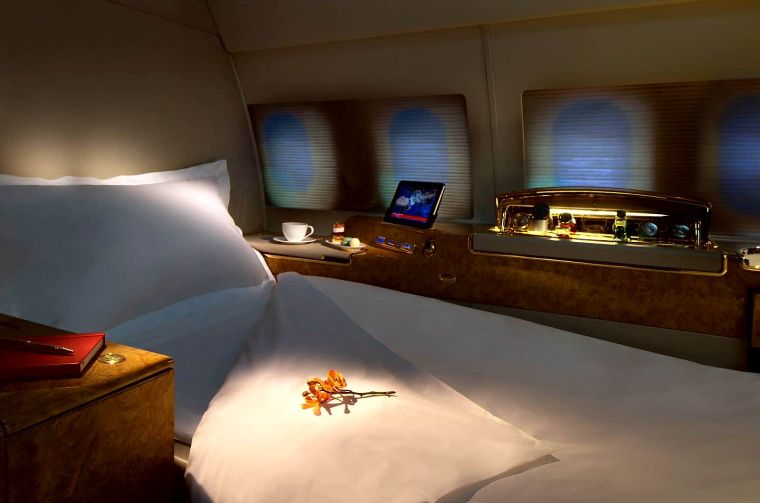 safari-de-ultra-lujo-roar-africa-Emirates-Executive-A319-suite-privada