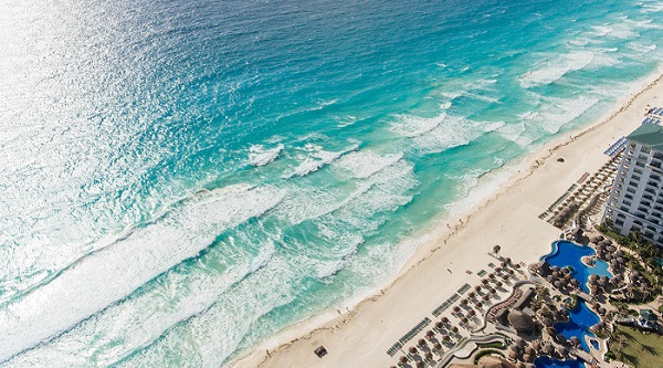 viajar-durante-el-coronavirus-playa-vista-aerea