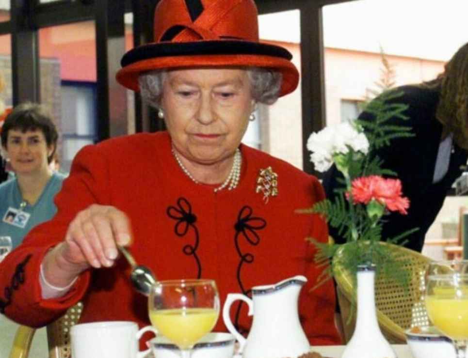 Las comidas y bebidas favoritas de la reina Isabel II