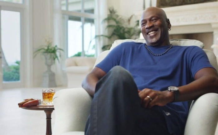 tequila-cincoro-michael-jordan-the-last-dance