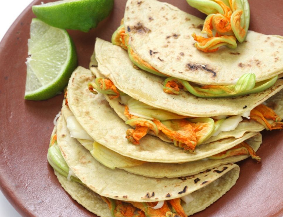 5 recetas que puedes preparar con flor de calabaza | Gourmet de México
