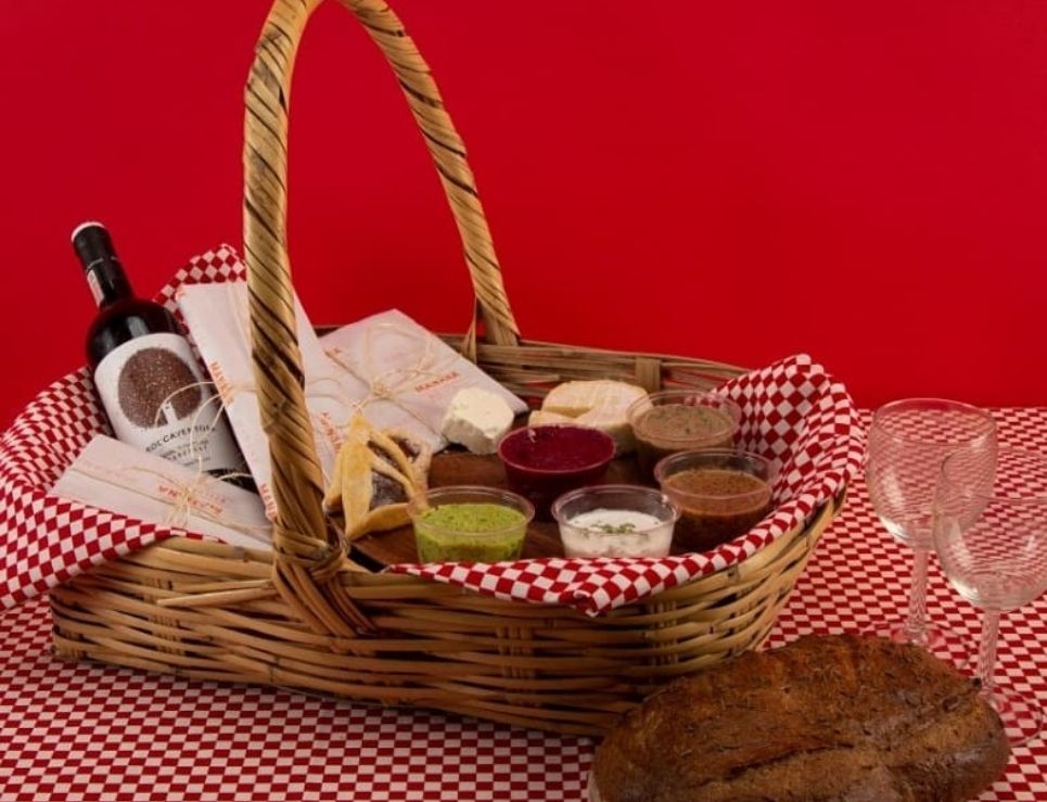 Canastas de picnic para celebrar San - Gourmet de