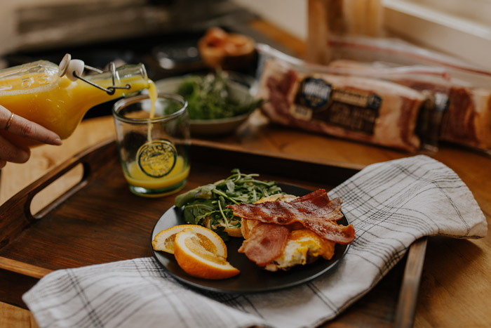 desayuno tocino Wright Brand Bacon/Unsplash