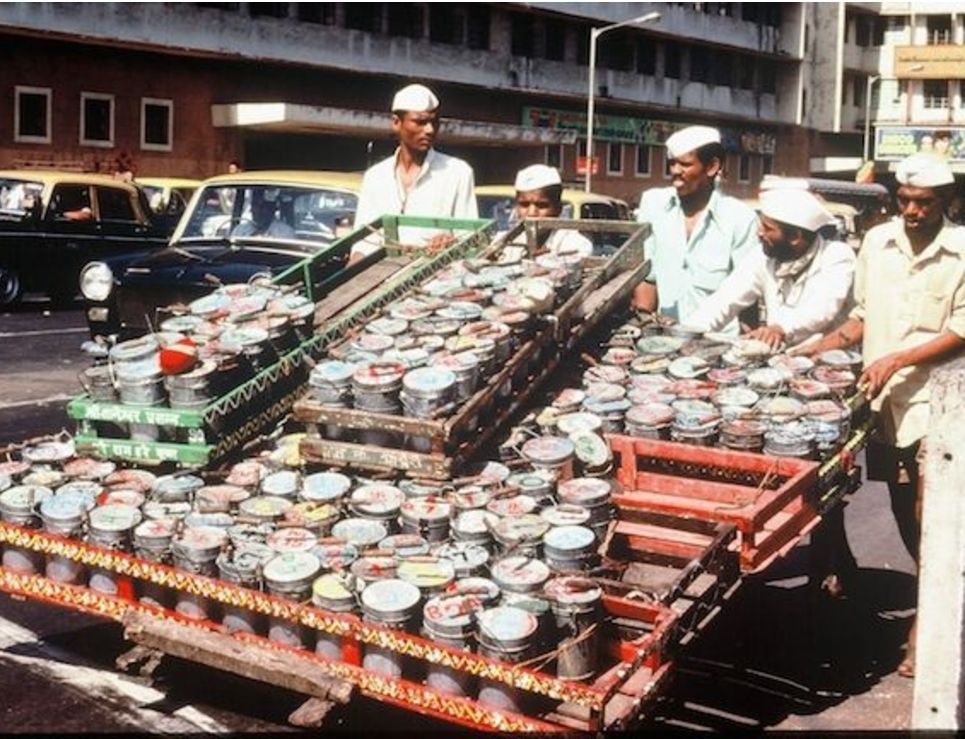 Los dabbawalas y el sistema de entregas de comida casera en Bombay, India 0