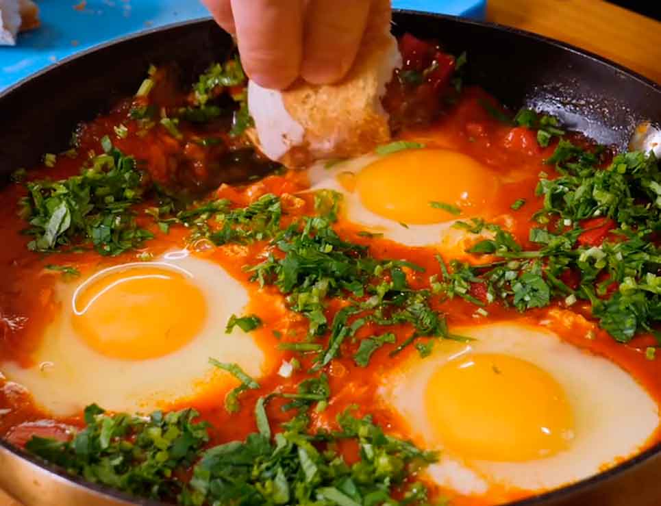 Aprende a preparar la Shakshuka, el desayuno más popular de Israel