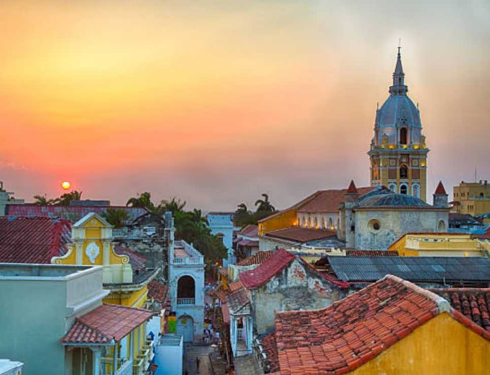 
					5 razones para visitar Cartagena y enamorarte de Colombia