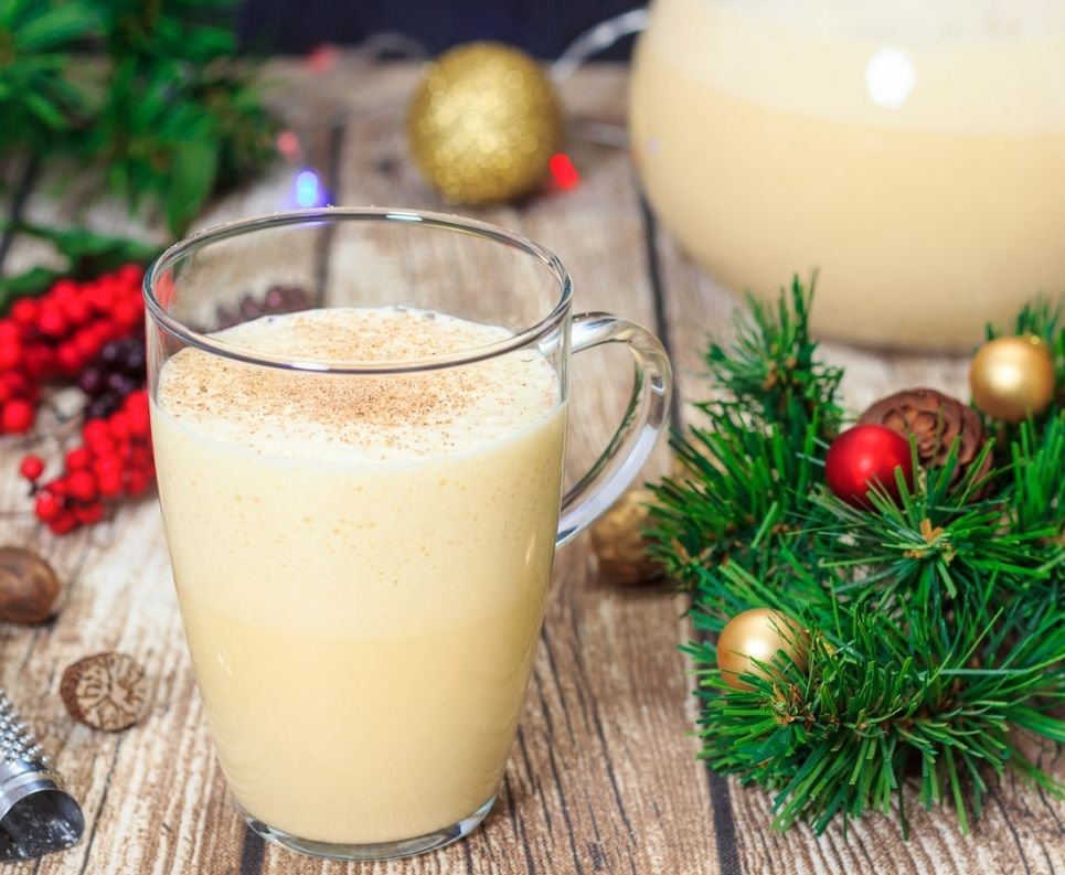 Eggnog, el origen del ponche navideño para las fiestas decembrinas