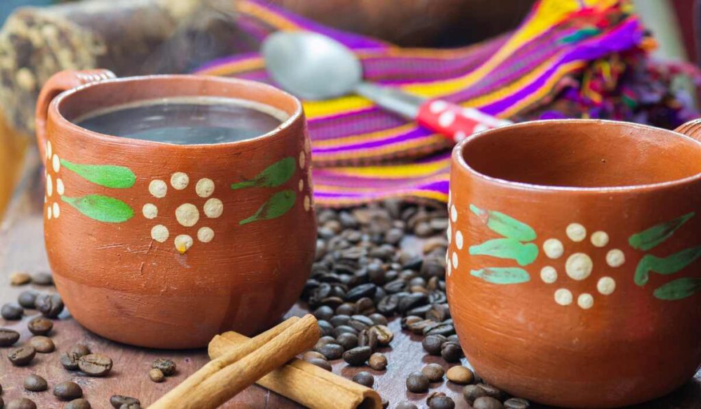 Café de olla, el origen prehispánico de una bebida de tradición mexicana 1