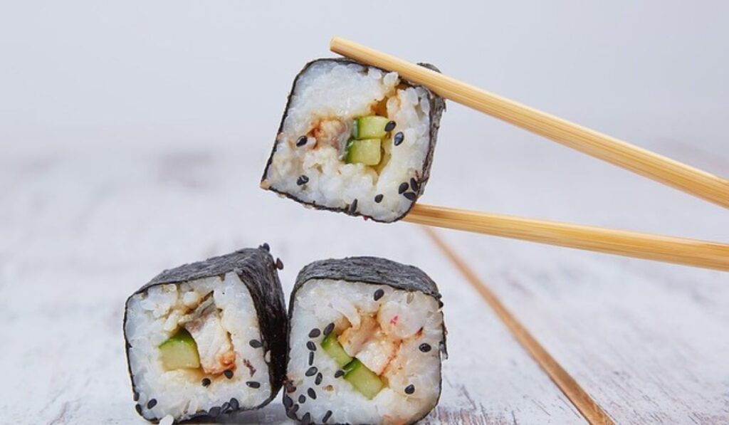 5 gadgets para preparar sushi como todo un experto