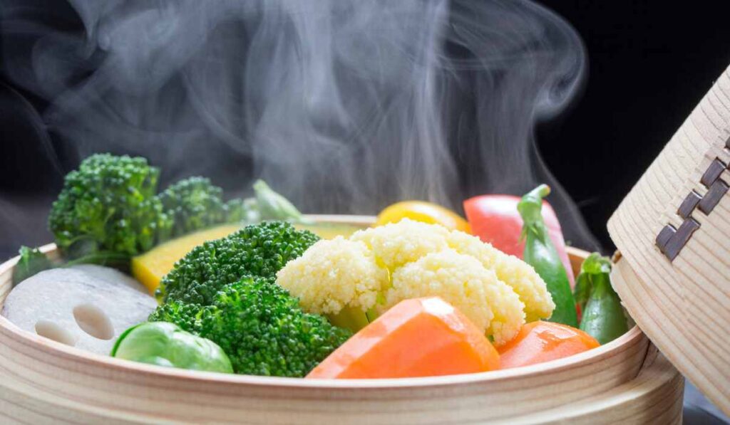 5 ventajas por las que deberías cocinar al vapor tus alimentos