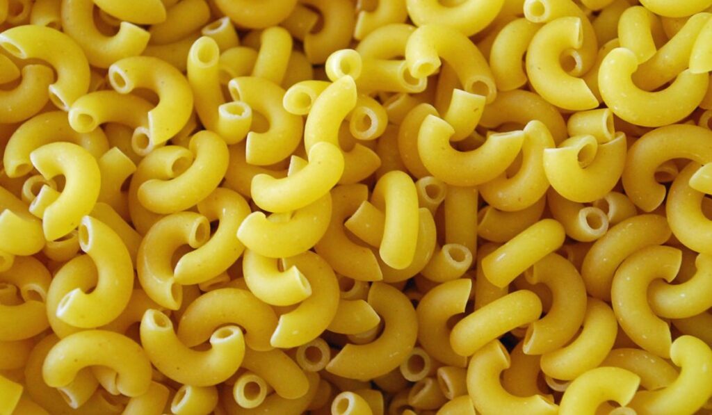 Macaroni, forma de pasta