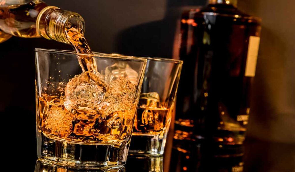 La botella de whisky más cara del mundo vendida en 1.5 millones de libras