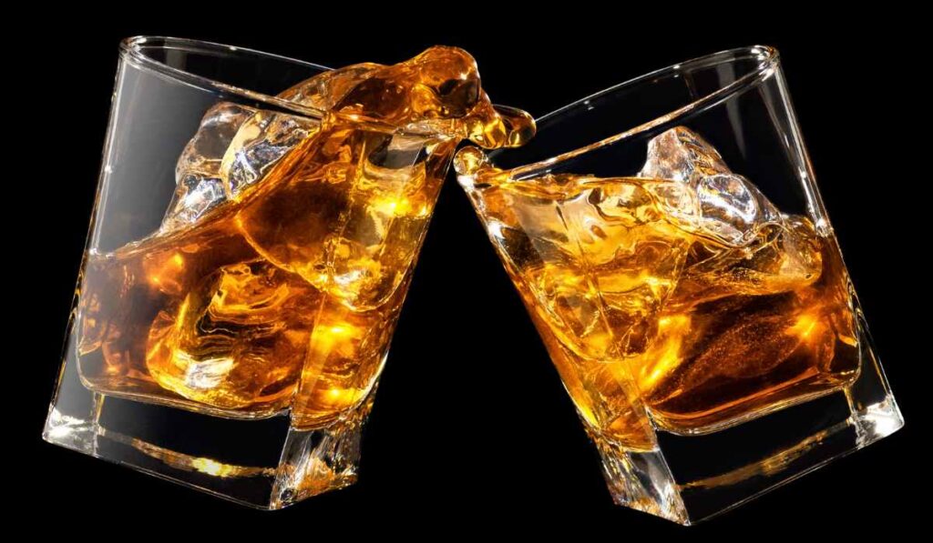 La botella de whisky más cara del mundo vendida en 1.5 millones de libras 1