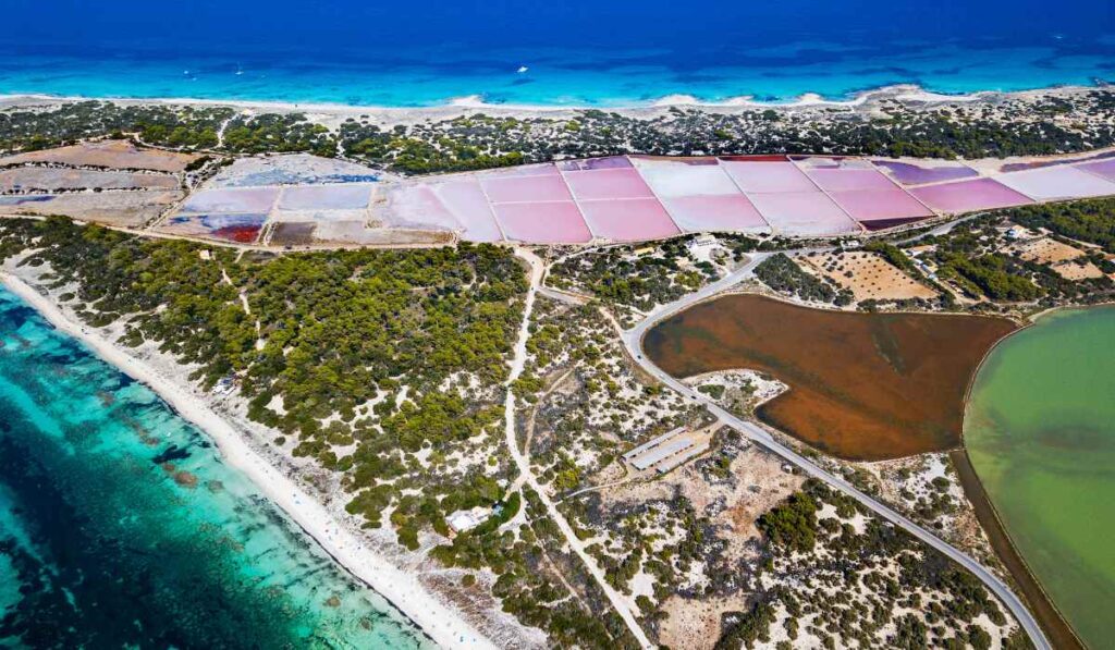 Formentera, la isla considerada el último paraíso del Mediterráneo 7