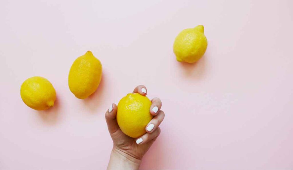 Usos y propiedades del limón amarillo y cómo usarlo en la cocina 3