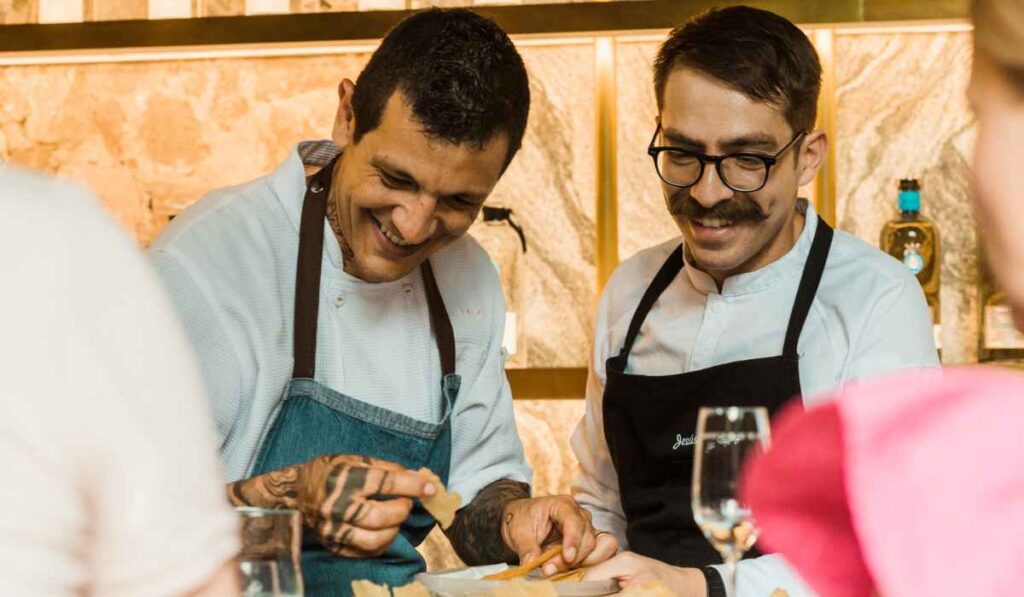 Matteo Salas y Jesús Vázquez, el encuentro de dos chefs unidos por Áperi 1