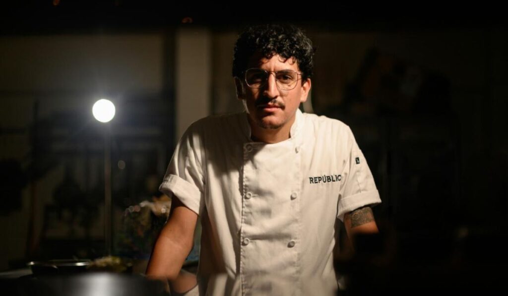 Oscar Chimal, el joven chef al frente de la cocina de República en Cancún