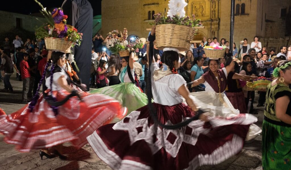 5 recetas típicas imperdibles de la Guelaguetza en Oaxaca