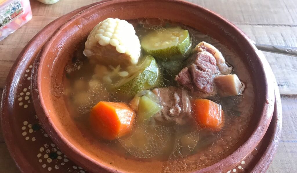 Wakabaki, el sabor detrás del caldo ceremonial yaqui de Sonora