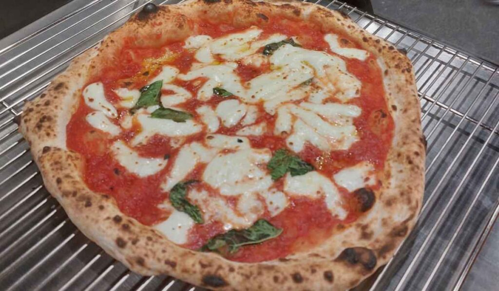 Abre la primera Scoula Italiana Pizzaioli en México