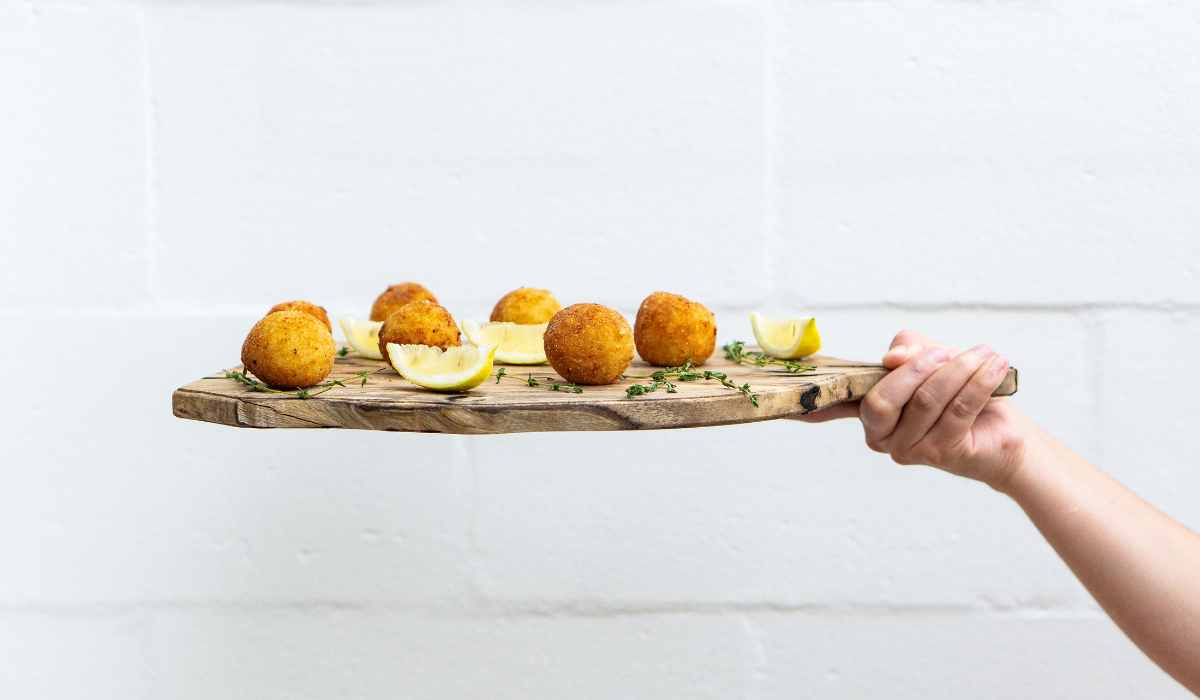 Arancini, orígenes y evolución de una joya culinaria italiana