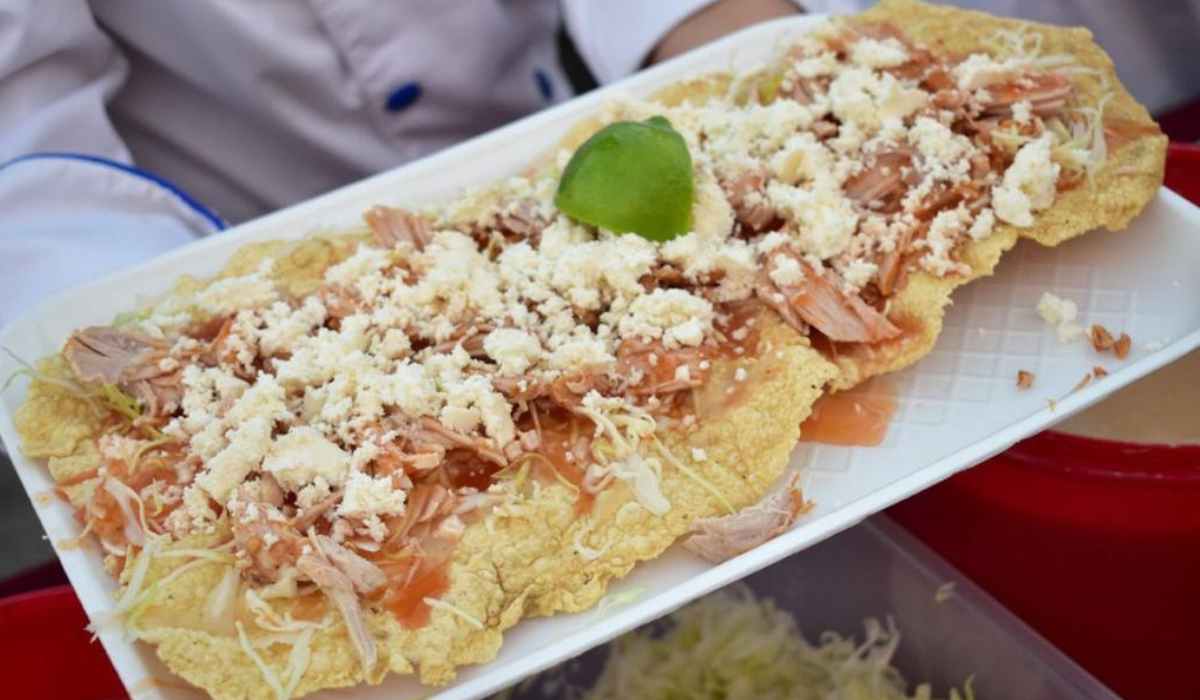 Tostadas raspadas o de mocos, un típico antojo de Jalisco ¿las probarías?