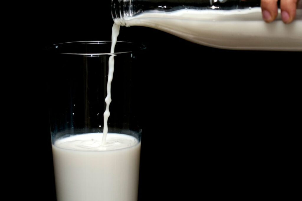 Apariencia de la leche de vaca.