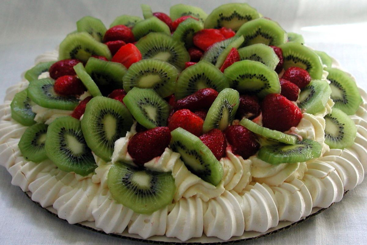 Pavlova, un postre homenaje donde brilla la técnica del merengue perfecto￼