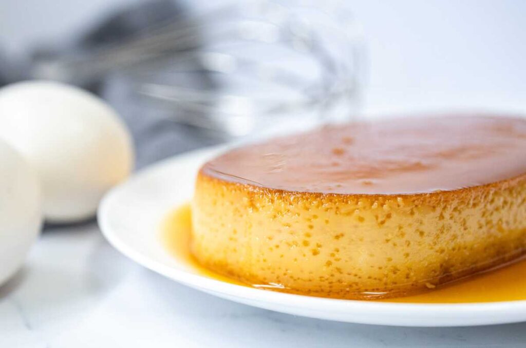 Conoce el origen del flan y como es que nace el flan napolitano