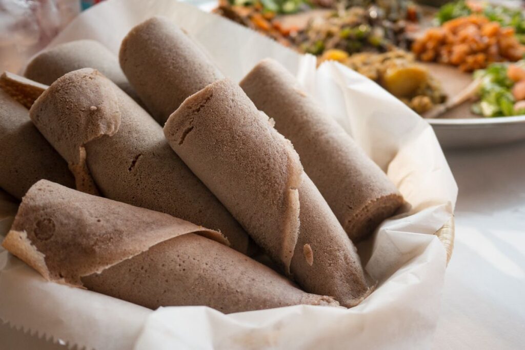 Injera, el pan de etiopía que se come como tortilla, aprende a prepararlo