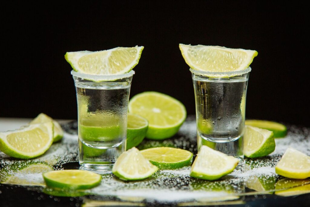 Licores con sabor incluyen al tequila con sabor a mango o tamarindo.