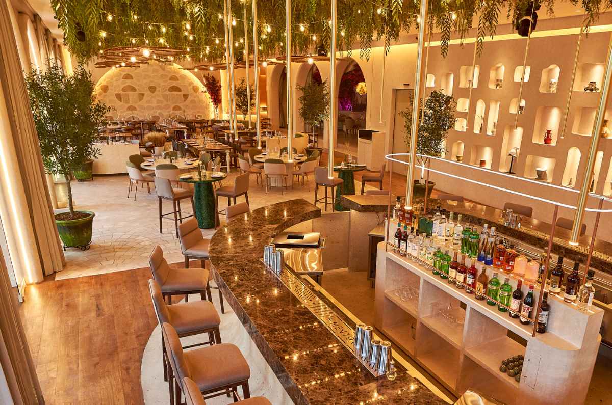 Mentor, el nuevo lugar de comida griega de St Regis