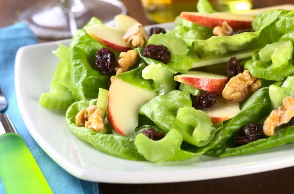 5 maneras de hacer la ensalada de manzana de navidad